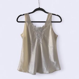 Elegant Beige Lace Trim Tank Top